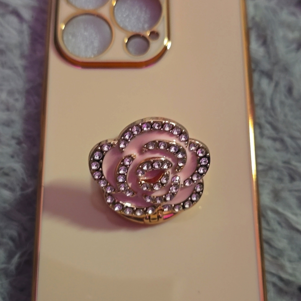 Unbranded Beautiful Pink Camilla W/ Rose Gold IPhone 15 Pro (BRAND NEW) - Picture 2 of 5